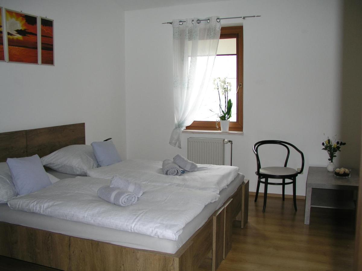 Villa Vlasta Карлови Вари Екстериор снимка